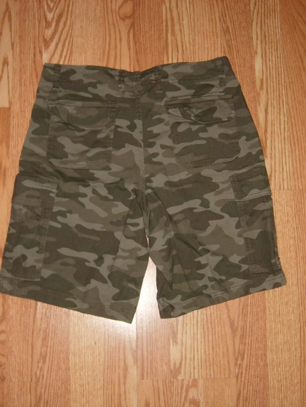 George Camo Cargo Shorts 32